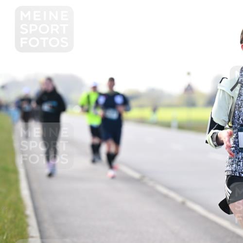 12.04.2026 - 45. Internationalen Wilhelmsburger Insellauf Dr. Thomas Lammeyer http://msf.ph/oto/9449303 12.04.2026 10:38:07 Laufen 2585 meine-sportfotos.de