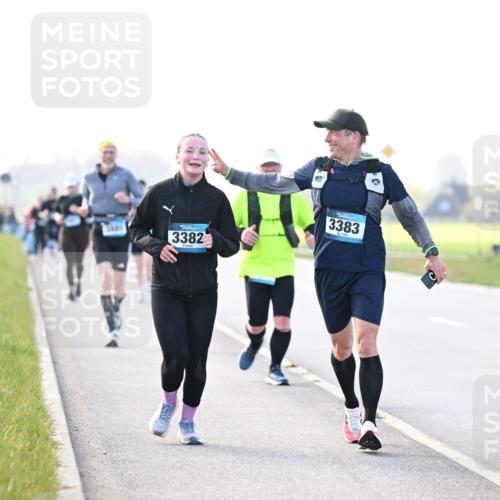 12.04.2026 - 45. Internationalen Wilhelmsburger Insellauf Dr. Thomas Lammeyer http://msf.ph/oto/9449323 12.04.2026 10:38:11 Laufen 3841, 3382, 3383 meine-sportfotos.de