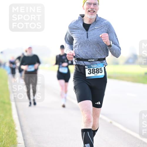 12.04.2026 - 45. Internationalen Wilhelmsburger Insellauf Dr. Thomas Lammeyer http://msf.ph/oto/9449357 12.04.2026 10:38:17 Laufen 3885 meine-sportfotos.de