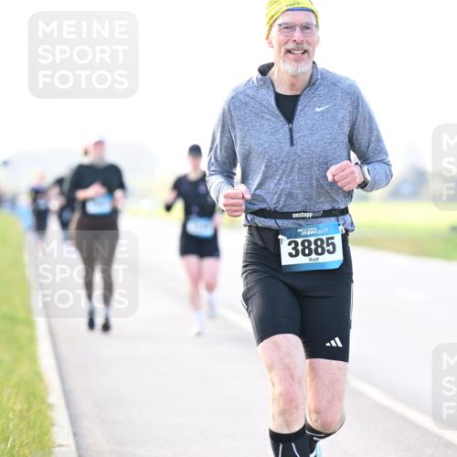 12.04.2026 - 45. Internationalen Wilhelmsburger Insellauf Dr. Thomas Lammeyer http://msf.ph/oto/9449358 12.04.2026 10:38:17 Laufen 3885 meine-sportfotos.de