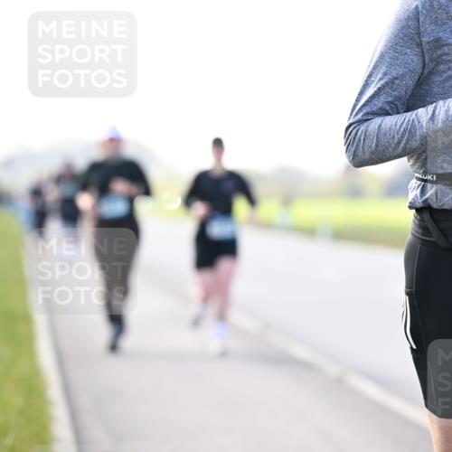 12.04.2026 - 45. Internationalen Wilhelmsburger Insellauf Dr. Thomas Lammeyer http://msf.ph/oto/9449366 12.04.2026 10:38:18 Laufen 45, 3885 meine-sportfotos.de