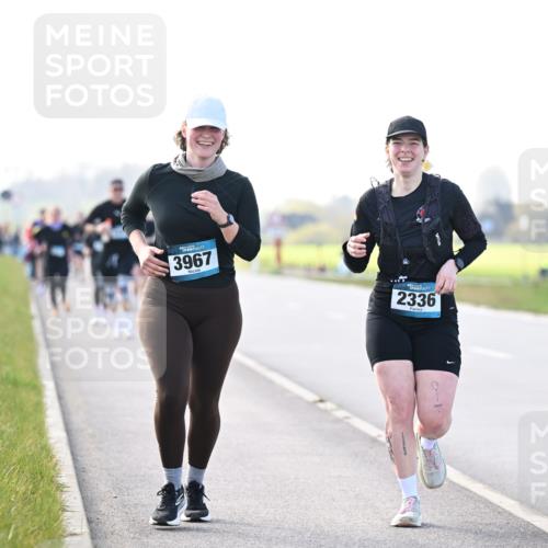 12.04.2026 - 45. Internationalen Wilhelmsburger Insellauf Dr. Thomas Lammeyer http://msf.ph/oto/9449379 12.04.2026 10:38:21 Laufen 3967, 2336 meine-sportfotos.de