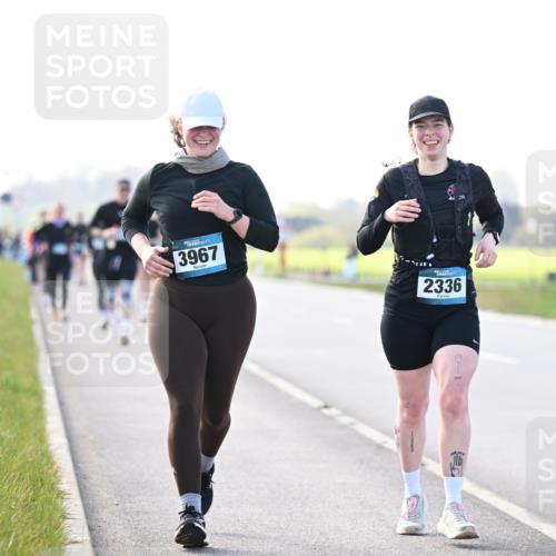 12.04.2026 - 45. Internationalen Wilhelmsburger Insellauf Dr. Thomas Lammeyer http://msf.ph/oto/9449380 12.04.2026 10:38:21 Laufen 3967, 2336 meine-sportfotos.de