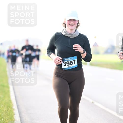 12.04.2026 - 45. Internationalen Wilhelmsburger Insellauf Dr. Thomas Lammeyer http://msf.ph/oto/9449389 12.04.2026 10:38:22 Laufen 3967, 2336 meine-sportfotos.de