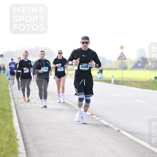 12.04.2026 - 45. Internationalen Wilhelmsburger Insellauf Dr. Thomas Lammeyer http://msf.ph/oto/9449405 12.04.2026 10:38:27 Laufen 2199, 3507, 4406 meine-sportfotos.de