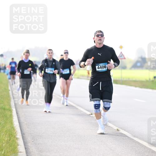 12.04.2026 - 45. Internationalen Wilhelmsburger Insellauf Dr. Thomas Lammeyer http://msf.ph/oto/9449413 12.04.2026 10:38:28 Laufen 4406, 2199 meine-sportfotos.de