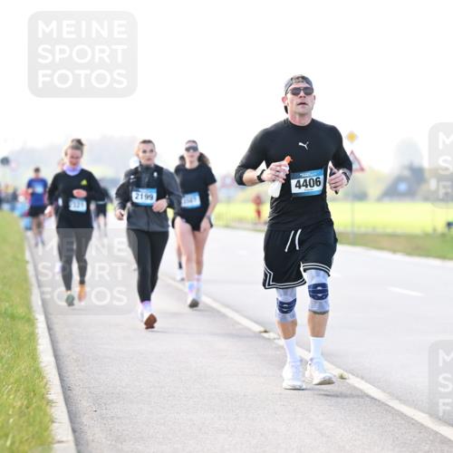 12.04.2026 - 45. Internationalen Wilhelmsburger Insellauf Dr. Thomas Lammeyer http://msf.ph/oto/9449414 12.04.2026 10:38:28 Laufen 2199, 4406 meine-sportfotos.de
