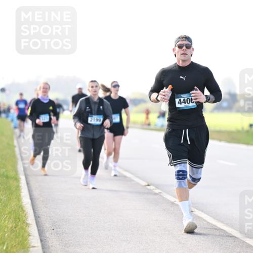 12.04.2026 - 45. Internationalen Wilhelmsburger Insellauf Dr. Thomas Lammeyer http://msf.ph/oto/9449418 12.04.2026 10:38:29 Laufen 2199, 4406 meine-sportfotos.de