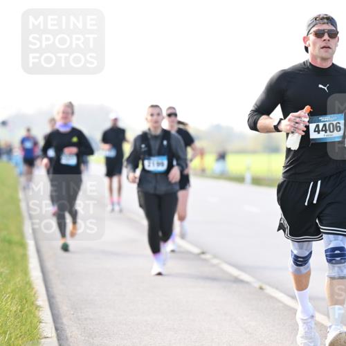 12.04.2026 - 45. Internationalen Wilhelmsburger Insellauf Dr. Thomas Lammeyer http://msf.ph/oto/9449426 12.04.2026 10:38:30 Laufen 4406, 11 meine-sportfotos.de