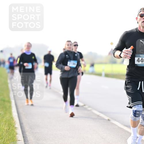 12.04.2026 - 45. Internationalen Wilhelmsburger Insellauf Dr. Thomas Lammeyer http://msf.ph/oto/9449428 12.04.2026 10:38:30 Laufen 4406 meine-sportfotos.de