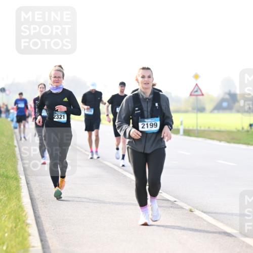 12.04.2026 - 45. Internationalen Wilhelmsburger Insellauf Dr. Thomas Lammeyer http://msf.ph/oto/9449434 12.04.2026 10:38:31 Laufen 2321, 2199 meine-sportfotos.de