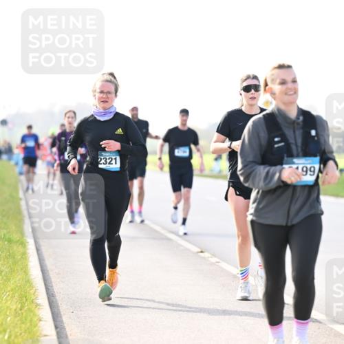 12.04.2026 - 45. Internationalen Wilhelmsburger Insellauf Dr. Thomas Lammeyer http://msf.ph/oto/9449443 12.04.2026 10:38:33 Laufen 2321, 99 meine-sportfotos.de