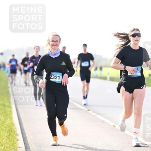 12.04.2026 - 45. Internationalen Wilhelmsburger Insellauf Dr. Thomas Lammeyer http://msf.ph/oto/9449450 12.04.2026 10:38:34 Laufen 2321 meine-sportfotos.de