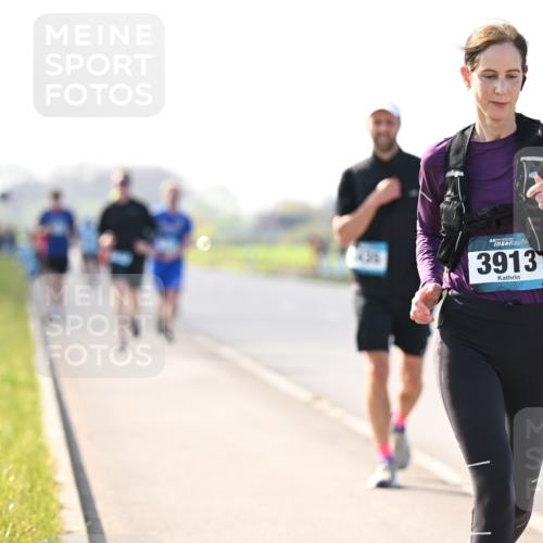 12.04.2026 - 45. Internationalen Wilhelmsburger Insellauf Dr. Thomas Lammeyer http://msf.ph/oto/9449473 12.04.2026 10:38:40 Laufen 4310, 3913, 478 meine-sportfotos.de