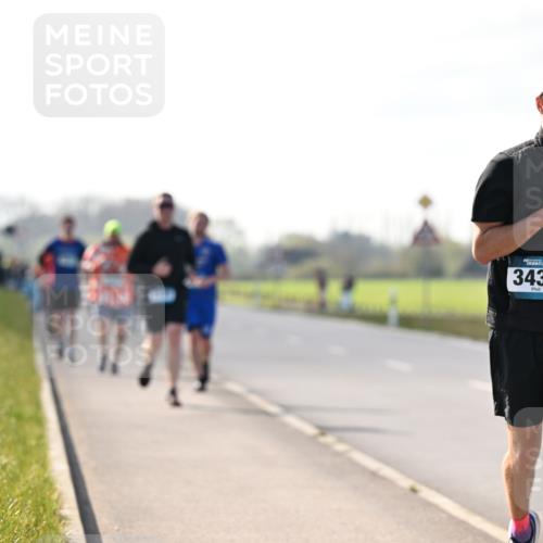 12.04.2026 - 45. Internationalen Wilhelmsburger Insellauf Dr. Thomas Lammeyer http://msf.ph/oto/9449475 12.04.2026 10:38:42 Laufen 3435 meine-sportfotos.de