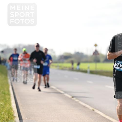 12.04.2026 - 45. Internationalen Wilhelmsburger Insellauf Dr. Thomas Lammeyer http://msf.ph/oto/9449476 12.04.2026 10:38:42 Laufen 45, 3435 meine-sportfotos.de