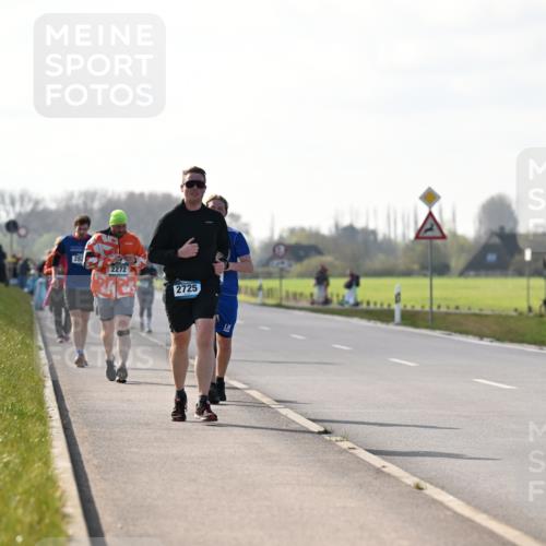 12.04.2026 - 45. Internationalen Wilhelmsburger Insellauf Dr. Thomas Lammeyer http://msf.ph/oto/9449479 12.04.2026 10:38:44 Laufen 282, 2272, 2725 meine-sportfotos.de