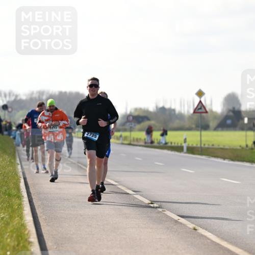 12.04.2026 - 45. Internationalen Wilhelmsburger Insellauf Dr. Thomas Lammeyer http://msf.ph/oto/9449482 12.04.2026 10:38:44 Laufen 2272, 2725 meine-sportfotos.de