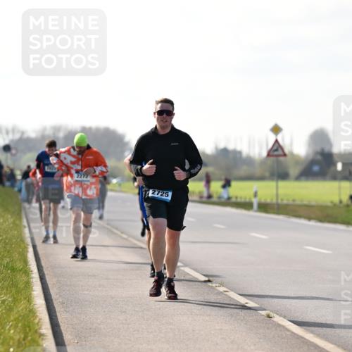 12.04.2026 - 45. Internationalen Wilhelmsburger Insellauf Dr. Thomas Lammeyer http://msf.ph/oto/9449490 12.04.2026 10:38:45 Laufen 2272, 2725 meine-sportfotos.de