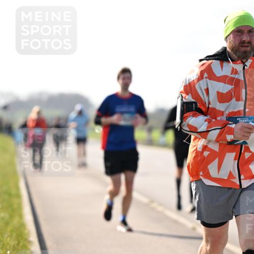 12.04.2026 - 45. Internationalen Wilhelmsburger Insellauf Dr. Thomas Lammeyer http://msf.ph/oto/9449537 12.04.2026 10:38:54 Laufen 4 meine-sportfotos.de