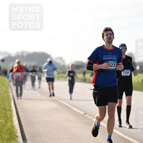 12.04.2026 - 45. Internationalen Wilhelmsburger Insellauf Dr. Thomas Lammeyer http://msf.ph/oto/9449544 12.04.2026 10:38:55 Laufen 823, 2486 meine-sportfotos.de