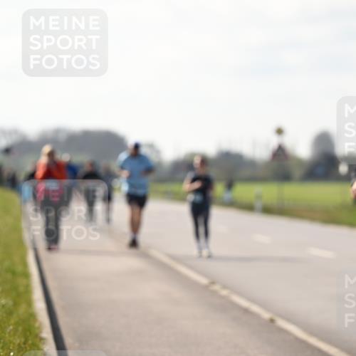 12.04.2026 - 45. Internationalen Wilhelmsburger Insellauf Dr. Thomas Lammeyer http://msf.ph/oto/9449558 12.04.2026 10:38:57 Laufen 2400 meine-sportfotos.de