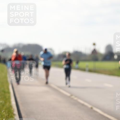 12.04.2026 - 45. Internationalen Wilhelmsburger Insellauf Dr. Thomas Lammeyer http://msf.ph/oto/9449559 12.04.2026 10:38:57 Laufen 2486 meine-sportfotos.de