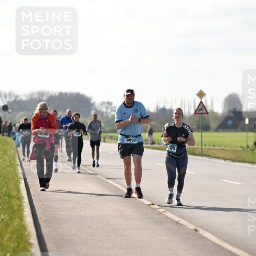 12.04.2026 - 45. Internationalen Wilhelmsburger Insellauf Dr. Thomas Lammeyer http://msf.ph/oto/9449564 12.04.2026 10:39:01 Laufen 4548, 3508, 3092, 155 meine-sportfotos.de