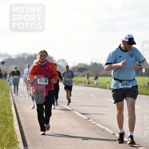 12.04.2026 - 45. Internationalen Wilhelmsburger Insellauf Dr. Thomas Lammeyer http://msf.ph/oto/9449594 12.04.2026 10:39:05 Laufen 4548, 3092, 155 meine-sportfotos.de