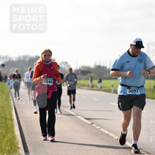 12.04.2026 - 45. Internationalen Wilhelmsburger Insellauf Dr. Thomas Lammeyer http://msf.ph/oto/9449595 12.04.2026 10:39:05 Laufen 4548, 3092, 155 meine-sportfotos.de