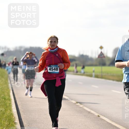 12.04.2026 - 45. Internationalen Wilhelmsburger Insellauf Dr. Thomas Lammeyer http://msf.ph/oto/9449598 12.04.2026 10:39:07 Laufen 4548, 3092 meine-sportfotos.de
