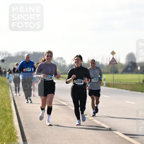 12.04.2026 - 45. Internationalen Wilhelmsburger Insellauf Dr. Thomas Lammeyer http://msf.ph/oto/9449622 12.04.2026 10:39:10 Laufen 3330, 2208, 3508 meine-sportfotos.de