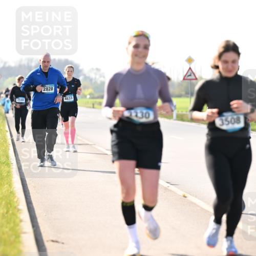 12.04.2026 - 45. Internationalen Wilhelmsburger Insellauf Dr. Thomas Lammeyer http://msf.ph/oto/9449637 12.04.2026 10:39:13 Laufen 2548, 2828, 4633, 1130, 3508 meine-sportfotos.de