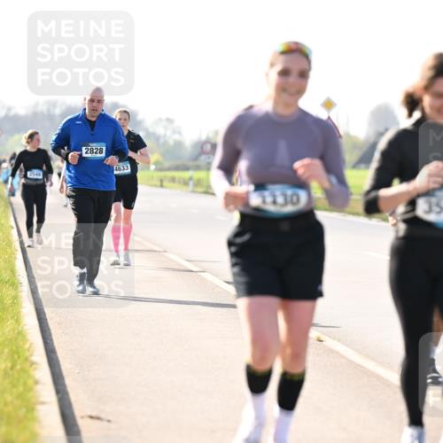 12.04.2026 - 45. Internationalen Wilhelmsburger Insellauf Dr. Thomas Lammeyer http://msf.ph/oto/9449640 12.04.2026 10:39:14 Laufen 2828, 4633, 1130, 3508 meine-sportfotos.de