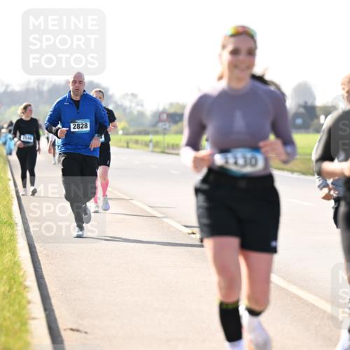 12.04.2026 - 45. Internationalen Wilhelmsburger Insellauf Dr. Thomas Lammeyer http://msf.ph/oto/9449642 12.04.2026 10:39:14 Laufen 2828, 1130, 3508 meine-sportfotos.de