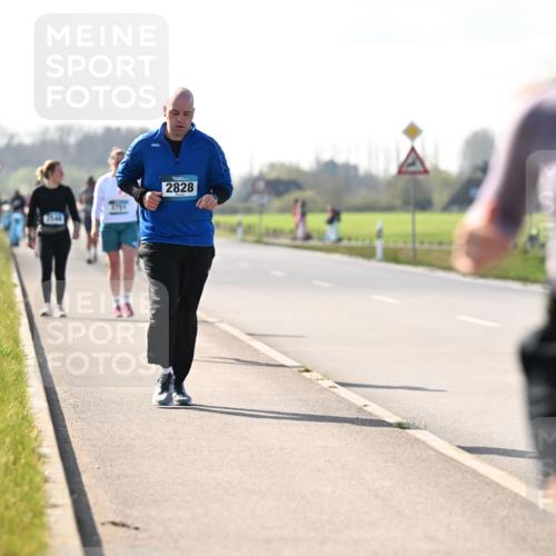 12.04.2026 - 45. Internationalen Wilhelmsburger Insellauf Dr. Thomas Lammeyer http://msf.ph/oto/9449652 12.04.2026 10:39:15 Laufen 2540, 3751, 2828, 1130 meine-sportfotos.de