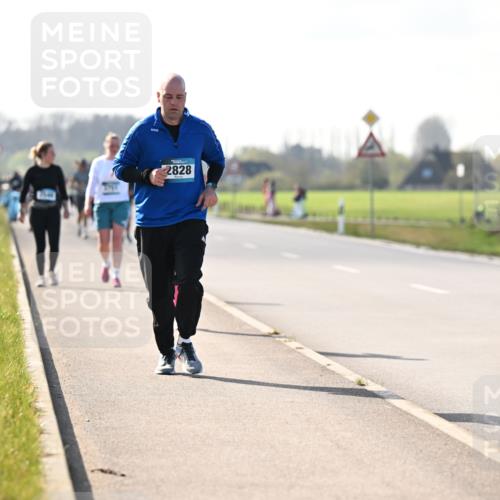 12.04.2026 - 45. Internationalen Wilhelmsburger Insellauf Dr. Thomas Lammeyer http://msf.ph/oto/9449655 12.04.2026 10:39:16 Laufen 3711, 2828 meine-sportfotos.de