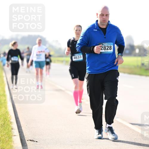 12.04.2026 - 45. Internationalen Wilhelmsburger Insellauf Dr. Thomas Lammeyer http://msf.ph/oto/9449667 12.04.2026 10:39:18 Laufen 4633, 2828 meine-sportfotos.de