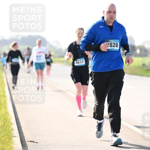 12.04.2026 - 45. Internationalen Wilhelmsburger Insellauf Dr. Thomas Lammeyer http://msf.ph/oto/9449668 12.04.2026 10:39:18 Laufen 4633, 2828 meine-sportfotos.de