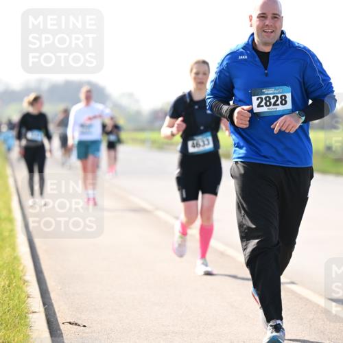12.04.2026 - 45. Internationalen Wilhelmsburger Insellauf Dr. Thomas Lammeyer http://msf.ph/oto/9449671 12.04.2026 10:39:19 Laufen 4633, 2828 meine-sportfotos.de