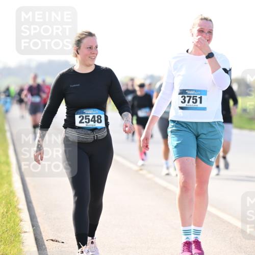 12.04.2026 - 45. Internationalen Wilhelmsburger Insellauf Dr. Thomas Lammeyer http://msf.ph/oto/9449675 12.04.2026 10:39:32 Laufen 4, 2548, 3751 meine-sportfotos.de