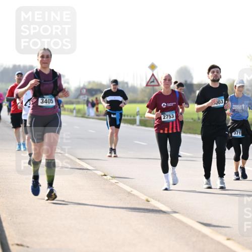 12.04.2026 - 45. Internationalen Wilhelmsburger Insellauf Dr. Thomas Lammeyer http://msf.ph/oto/9449697 12.04.2026 10:39:40 Laufen 3405, 003, 2753, 371 meine-sportfotos.de
