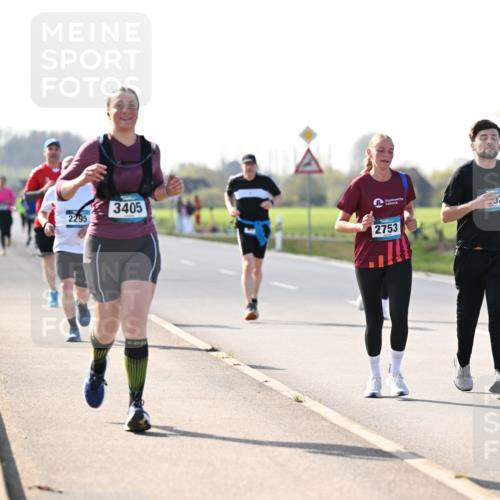 12.04.2026 - 45. Internationalen Wilhelmsburger Insellauf Dr. Thomas Lammeyer http://msf.ph/oto/9449701 12.04.2026 10:39:41 Laufen 3, 2295, 3405, 2753 meine-sportfotos.de