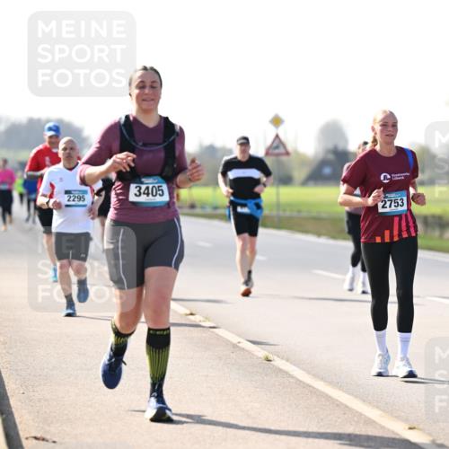 12.04.2026 - 45. Internationalen Wilhelmsburger Insellauf Dr. Thomas Lammeyer http://msf.ph/oto/9449707 12.04.2026 10:39:42 Laufen 3405, 2295, 2753, 3003 meine-sportfotos.de