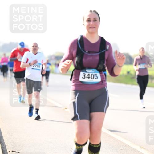 12.04.2026 - 45. Internationalen Wilhelmsburger Insellauf Dr. Thomas Lammeyer http://msf.ph/oto/9449714 12.04.2026 10:39:44 Laufen 2295, 3405, 753 meine-sportfotos.de