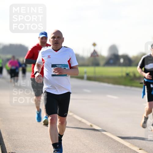 12.04.2026 - 45. Internationalen Wilhelmsburger Insellauf Dr. Thomas Lammeyer http://msf.ph/oto/9449723 12.04.2026 10:39:47 Laufen 45 meine-sportfotos.de