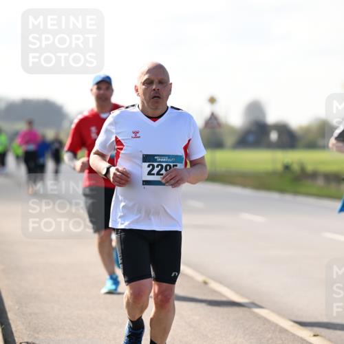 12.04.2026 - 45. Internationalen Wilhelmsburger Insellauf Dr. Thomas Lammeyer http://msf.ph/oto/9449725 12.04.2026 10:39:47 Laufen 220 meine-sportfotos.de