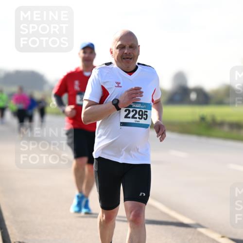 12.04.2026 - 45. Internationalen Wilhelmsburger Insellauf Dr. Thomas Lammeyer http://msf.ph/oto/9449729 12.04.2026 10:39:48 Laufen 2295 meine-sportfotos.de
