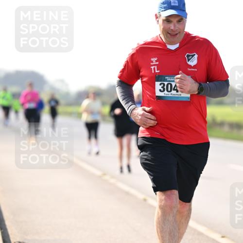 12.04.2026 - 45. Internationalen Wilhelmsburger Insellauf Dr. Thomas Lammeyer http://msf.ph/oto/9449742 12.04.2026 10:39:50 Laufen 304 meine-sportfotos.de