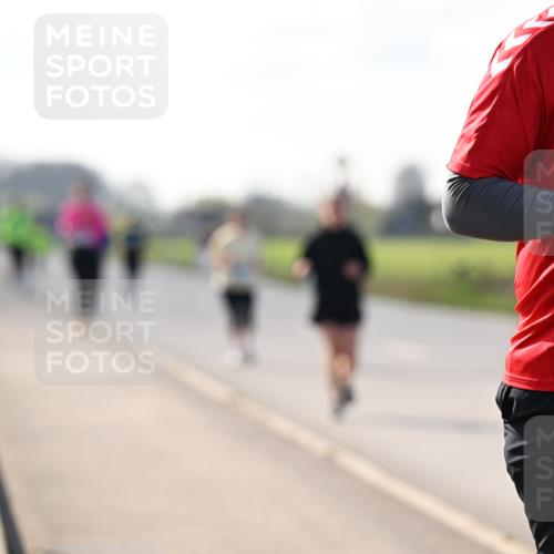 12.04.2026 - 45. Internationalen Wilhelmsburger Insellauf Dr. Thomas Lammeyer http://msf.ph/oto/9449751 12.04.2026 10:39:52 Laufen 5 meine-sportfotos.de